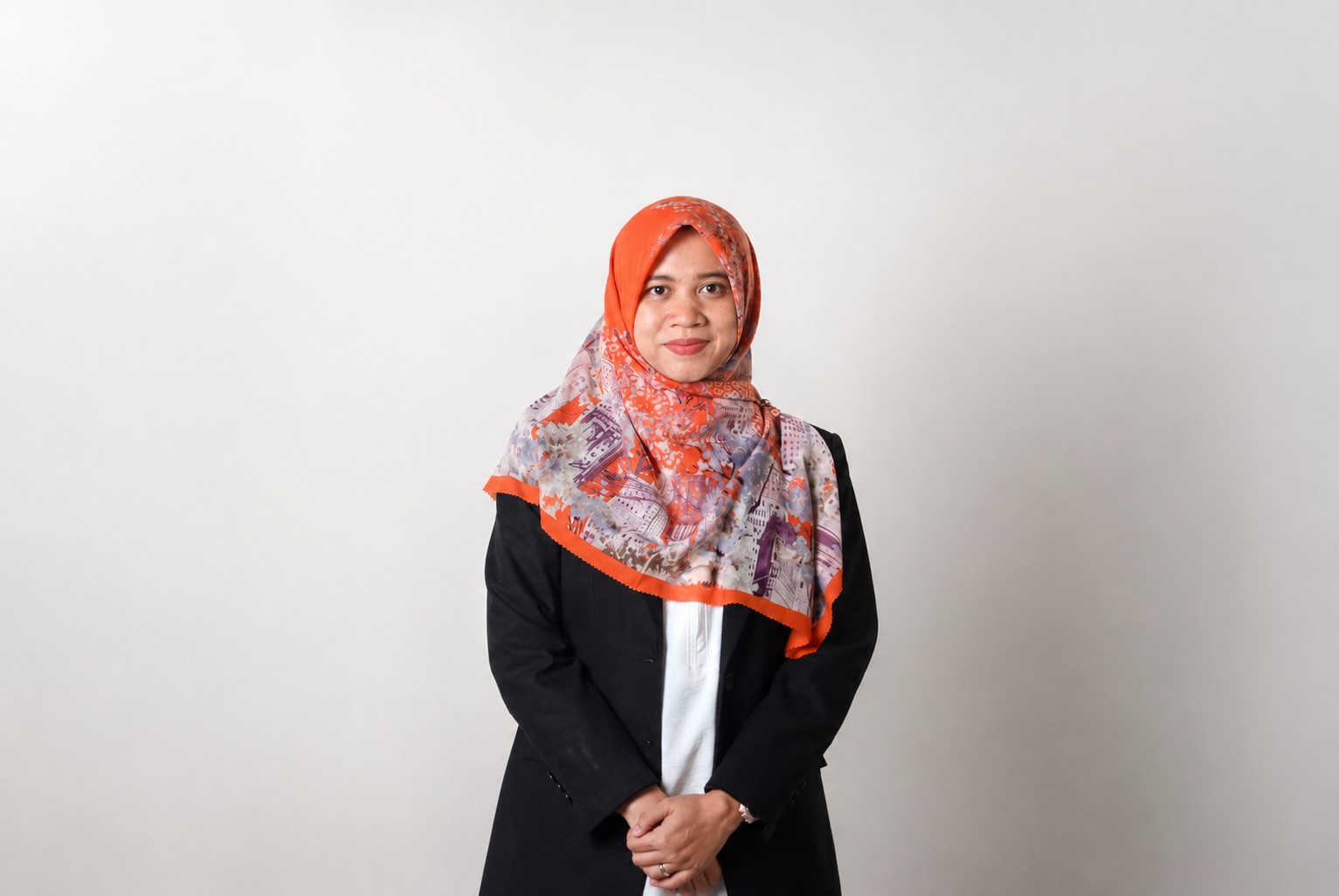Dr. Aas Nurasyiah, M.Si