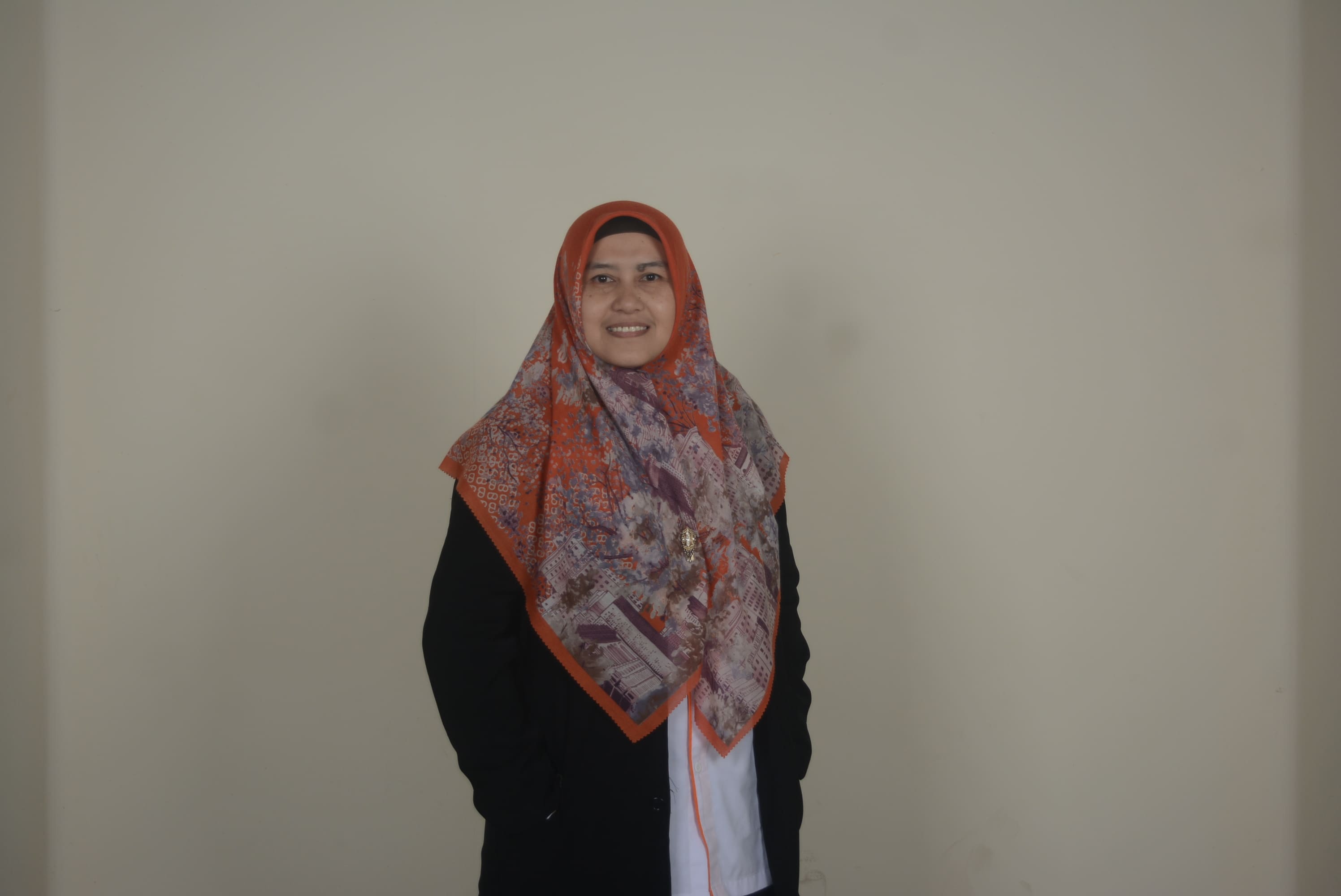 Mimin Widaningsih, S.Pd., M.Si., ChFl