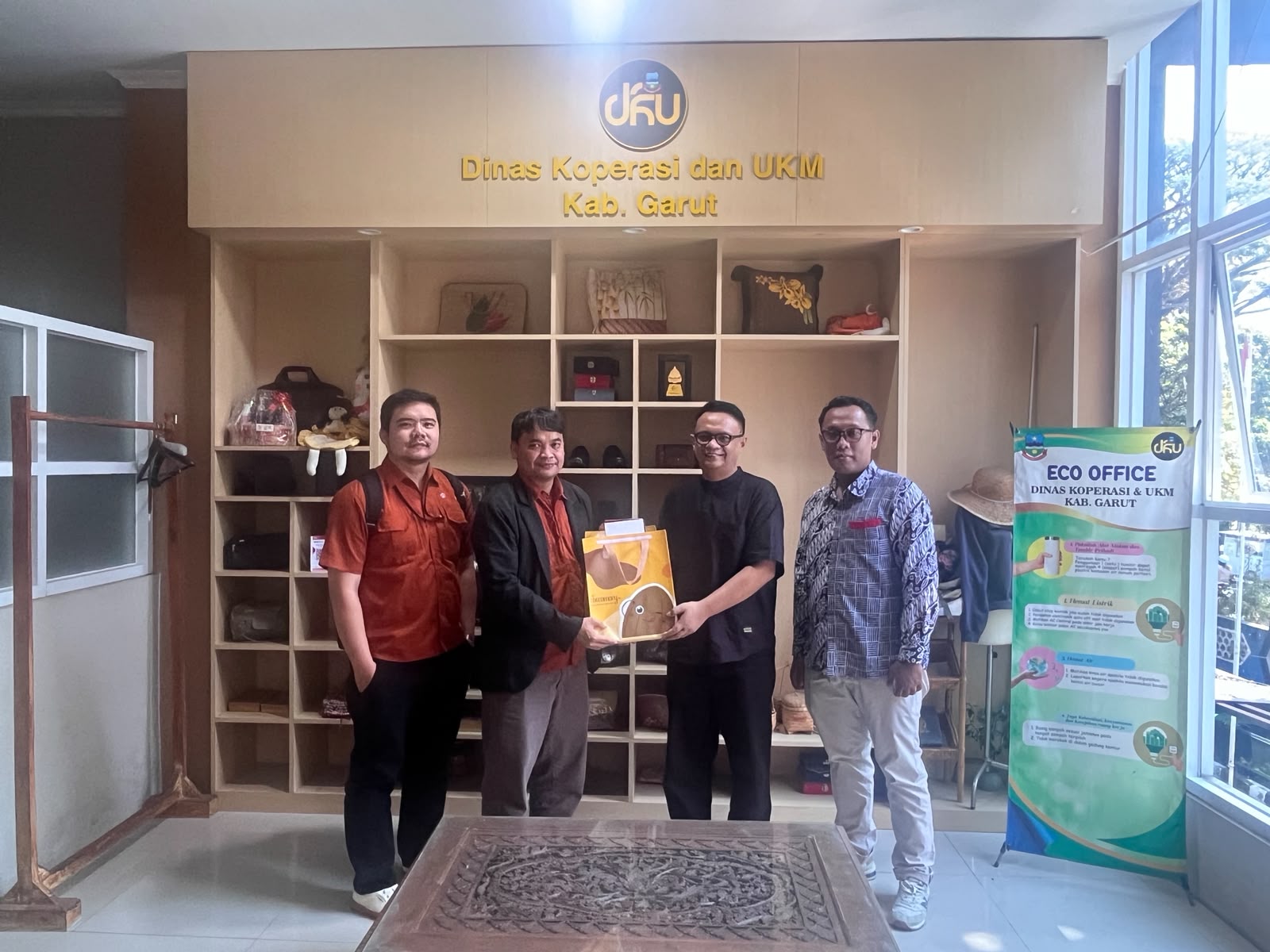 Gambar Berita